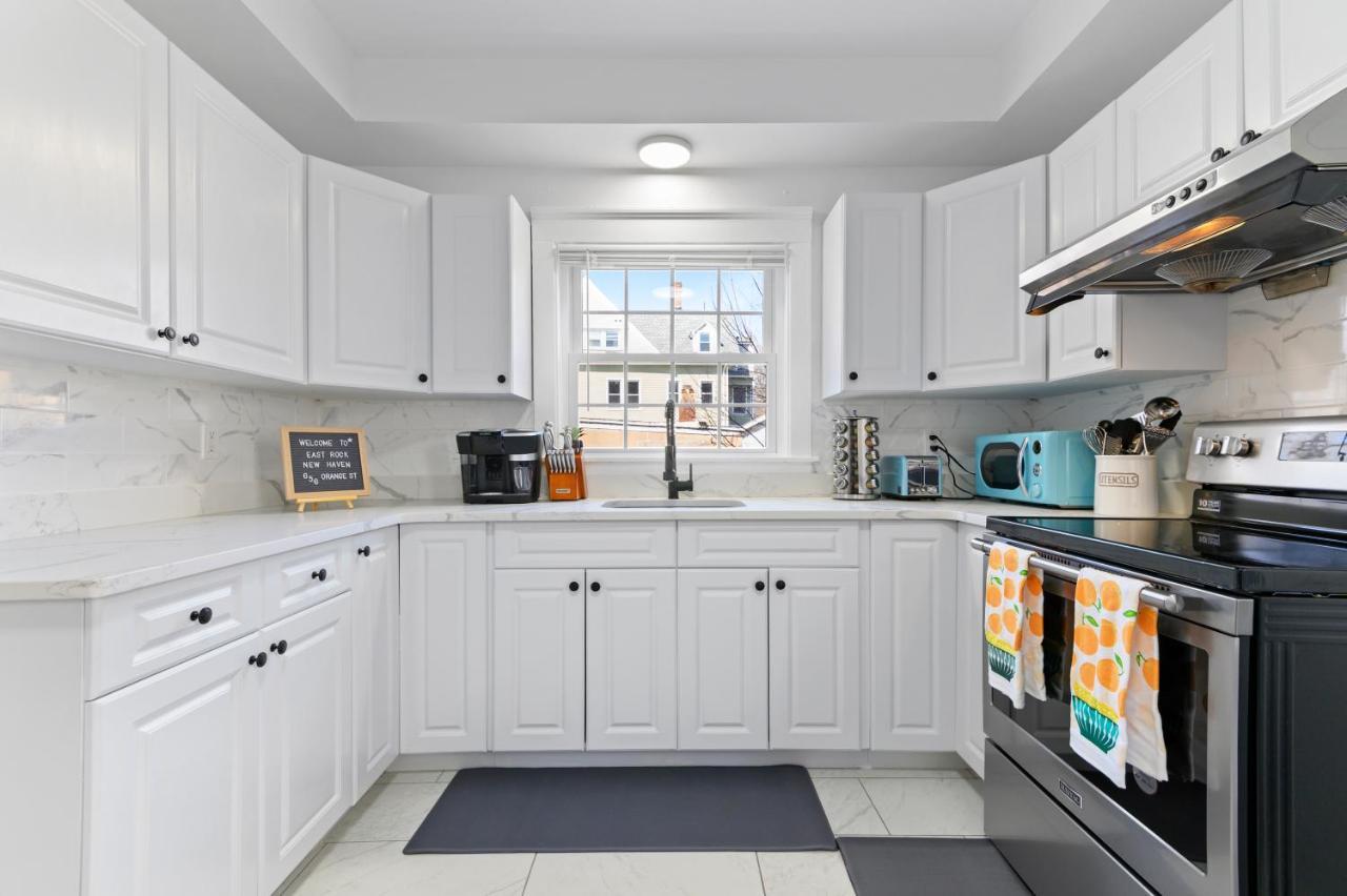 Casa Soleada In East Rock Near Dt And Yale Som With Free Parking And King Bed New Haven Exterior foto