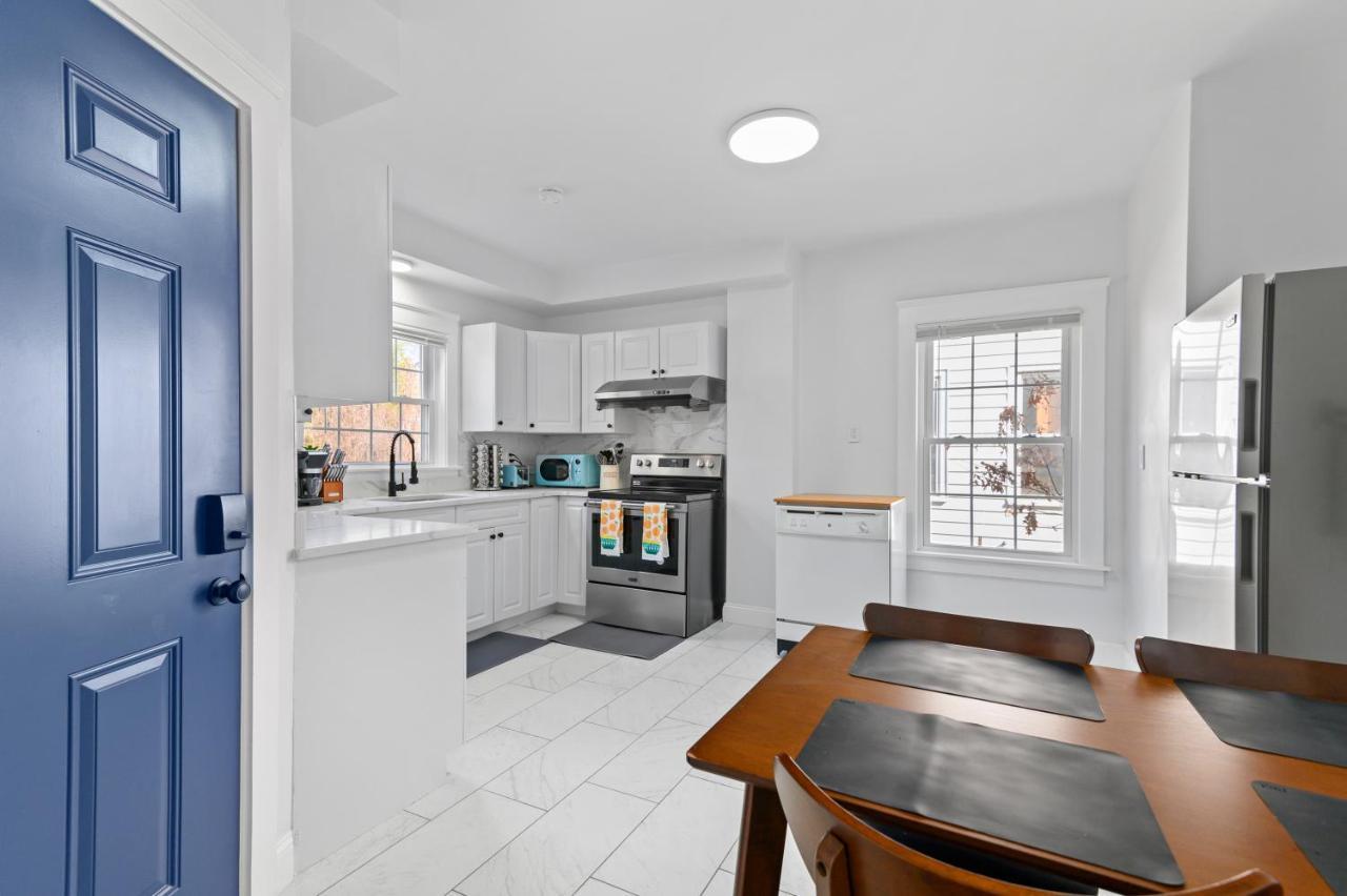 Casa Soleada In East Rock Near Dt And Yale Som With Free Parking And King Bed New Haven Exterior foto