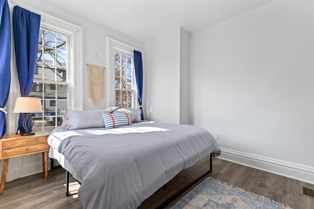 Casa Soleada In East Rock Near Dt And Yale Som With Free Parking And King Bed New Haven Exterior foto