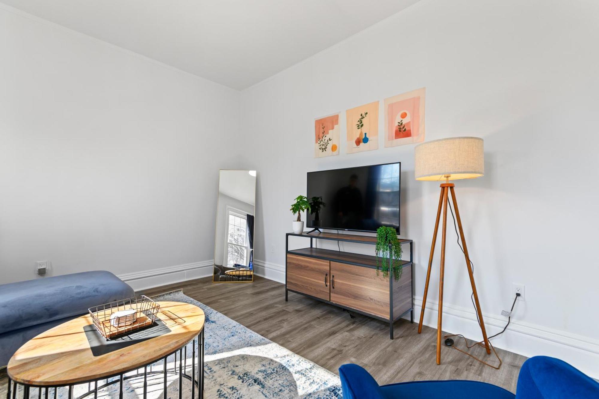 Casa Soleada In East Rock Near Dt And Yale Som With Free Parking And King Bed New Haven Exterior foto